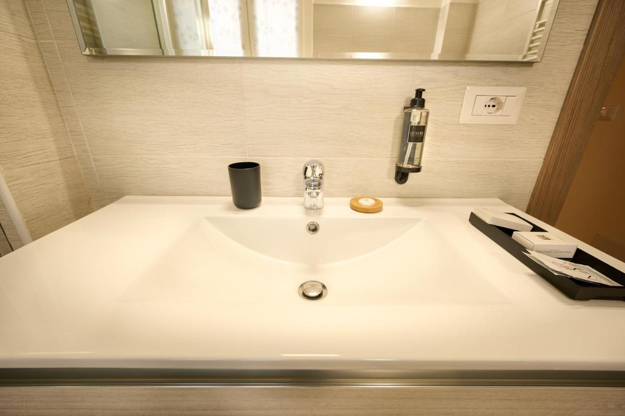 D'Azeglio 62 Luxury Rooms بولونيا المظهر الخارجي الصورة